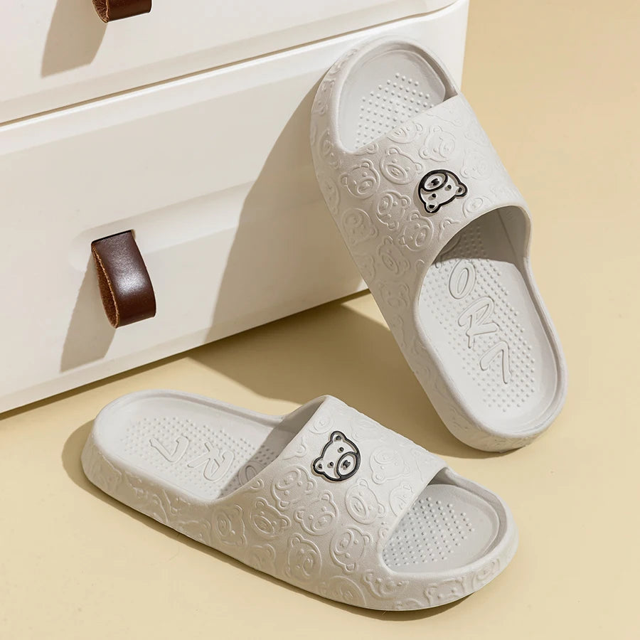 Summer Fashion Men's Slippers Printting Little Bear Sandals Indoor Bathroom Non-slip Soft Women Dormitory Casual Shoes Couple