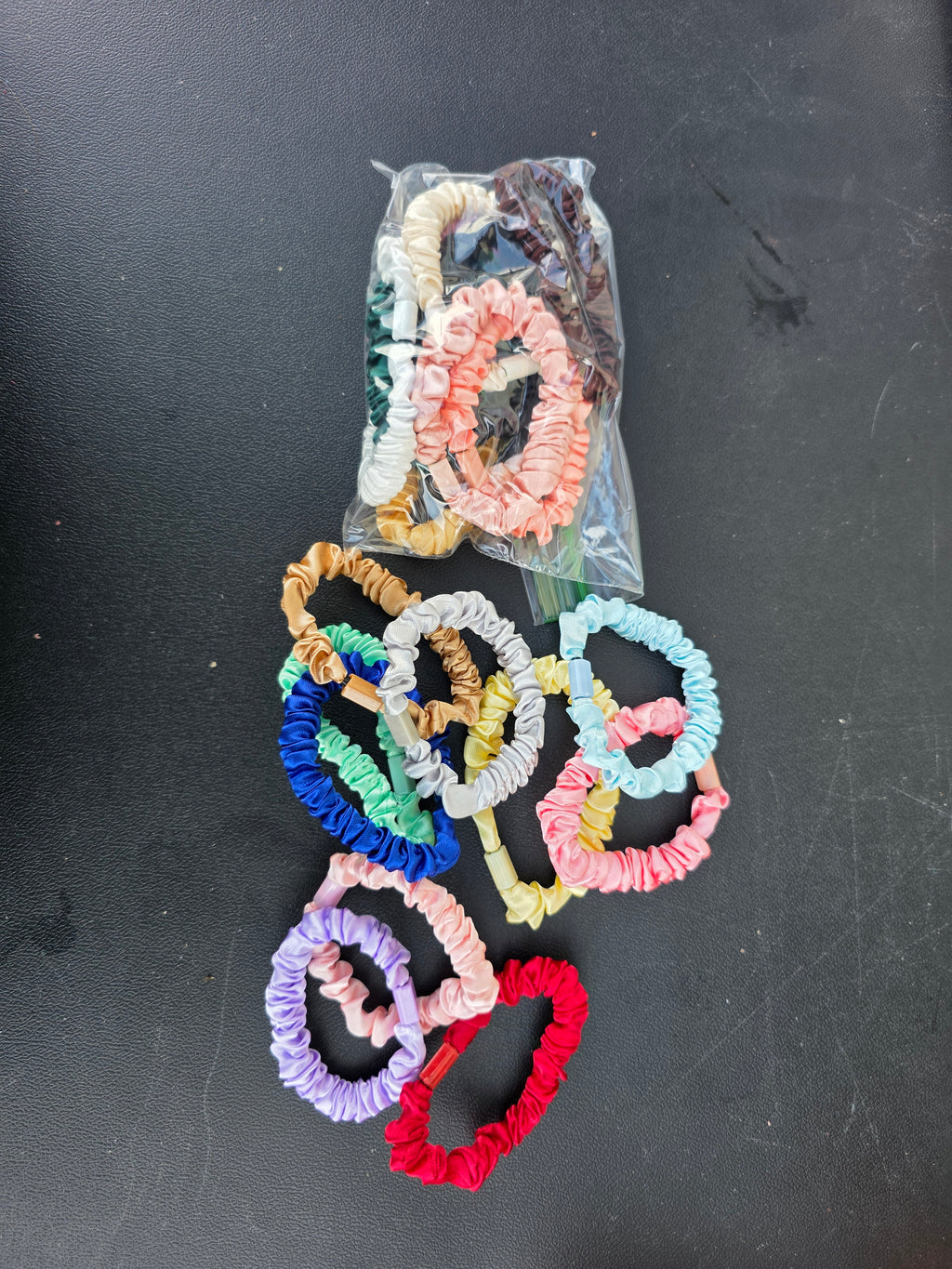 Silk ponytail holder