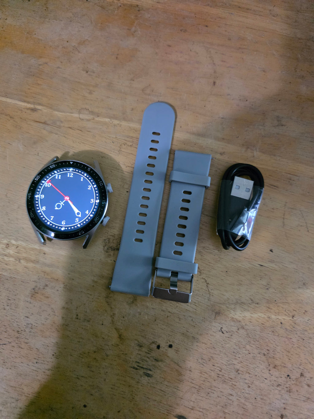 Z15 Smartwatch with Grey Silicone Band